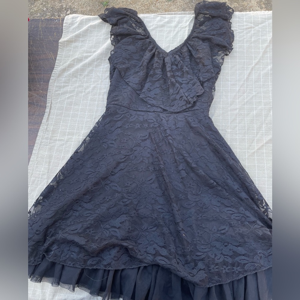 black lace dress